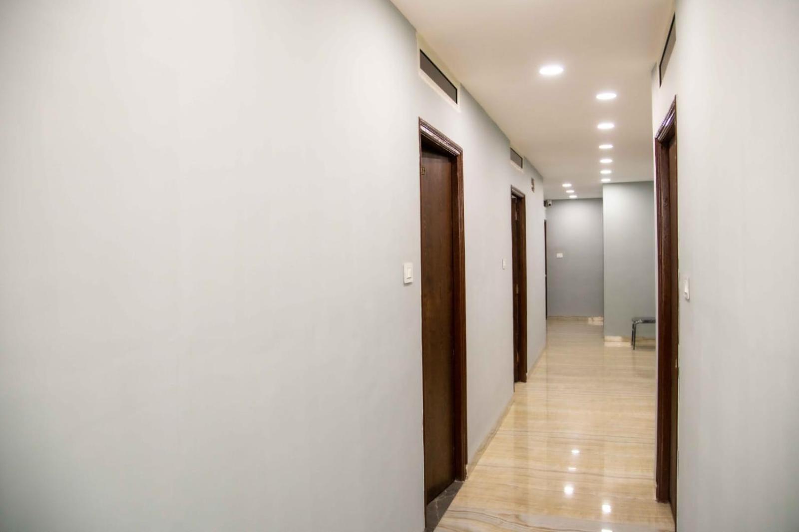 Hotel Abhinandan อินดอร์ ภายนอก รูปภาพ